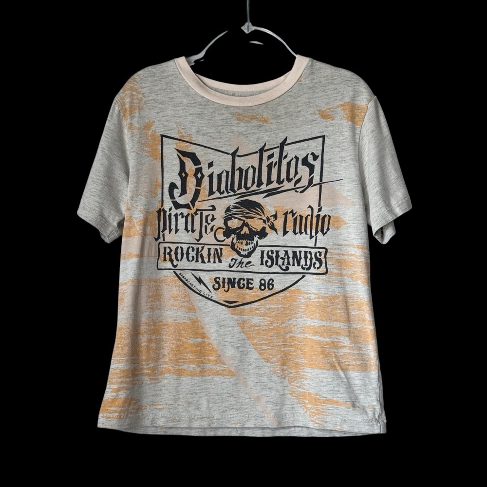 2011 Gap Kids Pirate Retro Bleach Wash Skull Graphic Tee - Size S